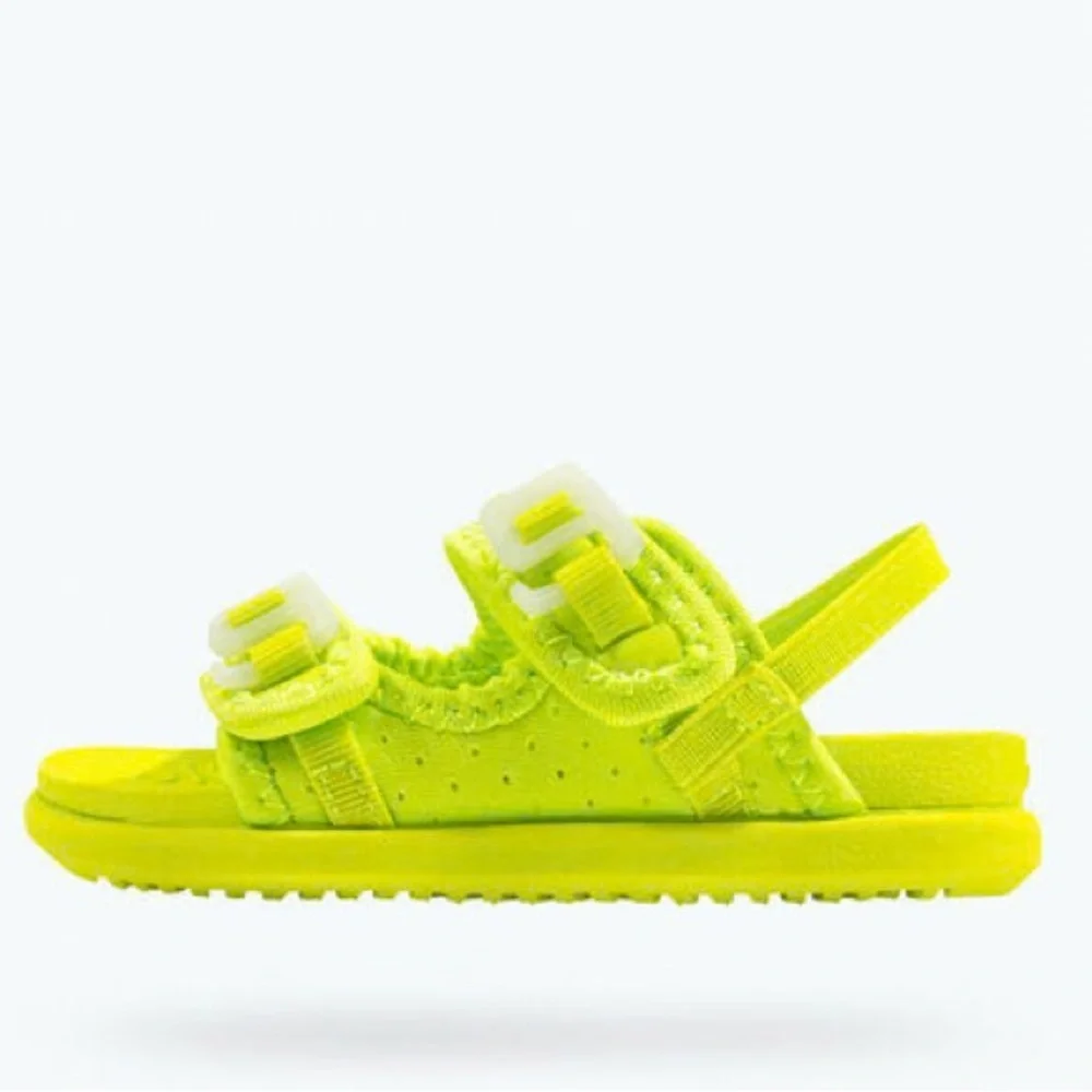 Native Davis Sandals Chartreuse Green size C12